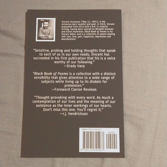 Poetry book-Black Book of Poems by Vincent Hunanyan - Picture 2 of 4